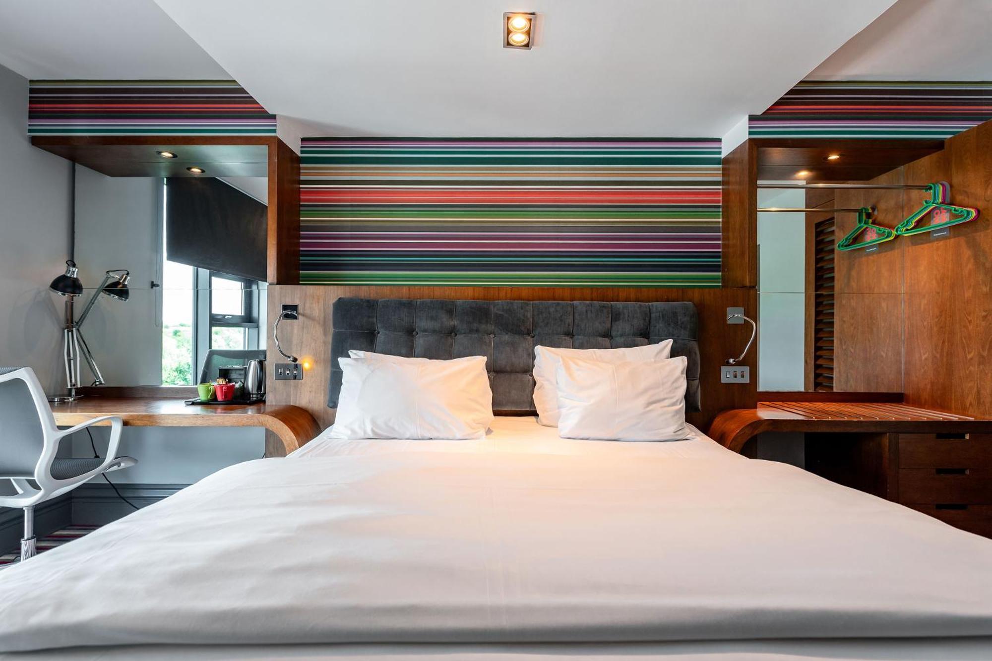 Village Hotel Manchester Ashton Kültér fotó