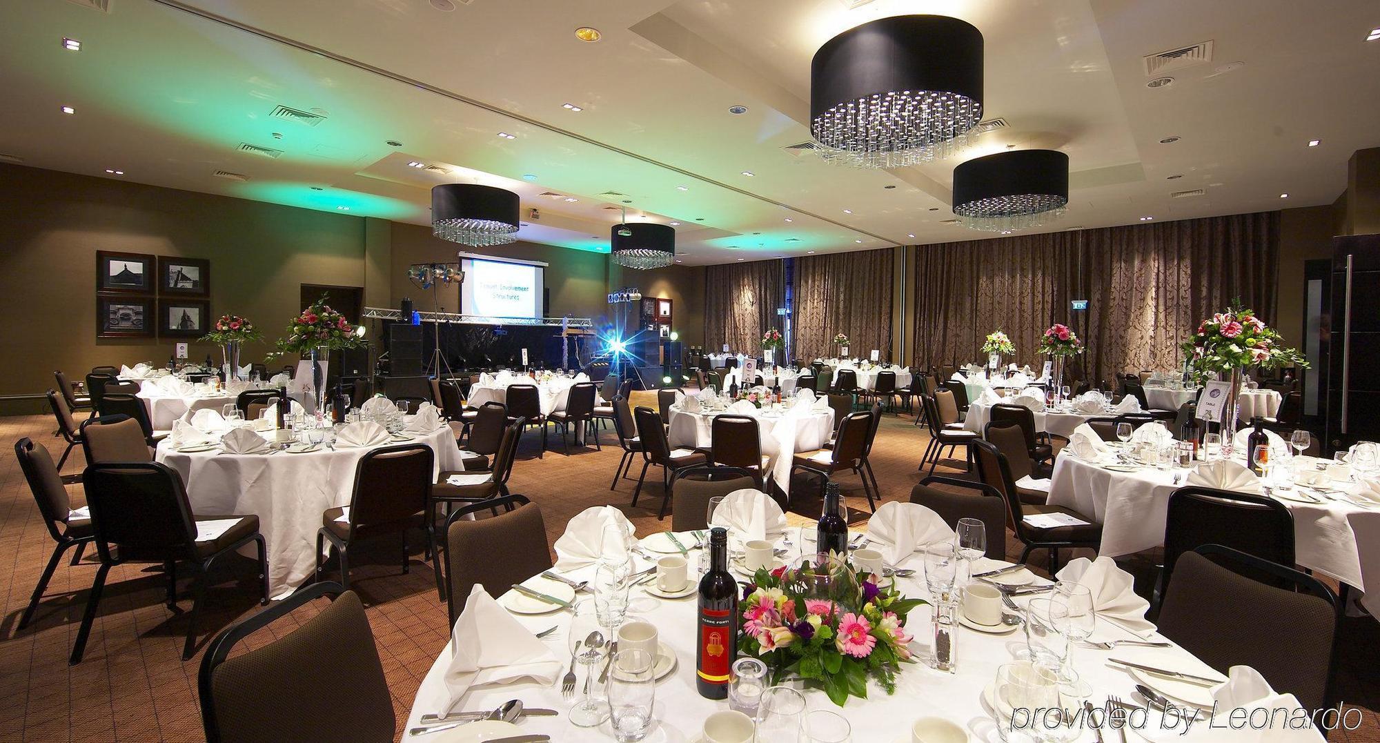 Village Hotel Manchester Ashton Kültér fotó