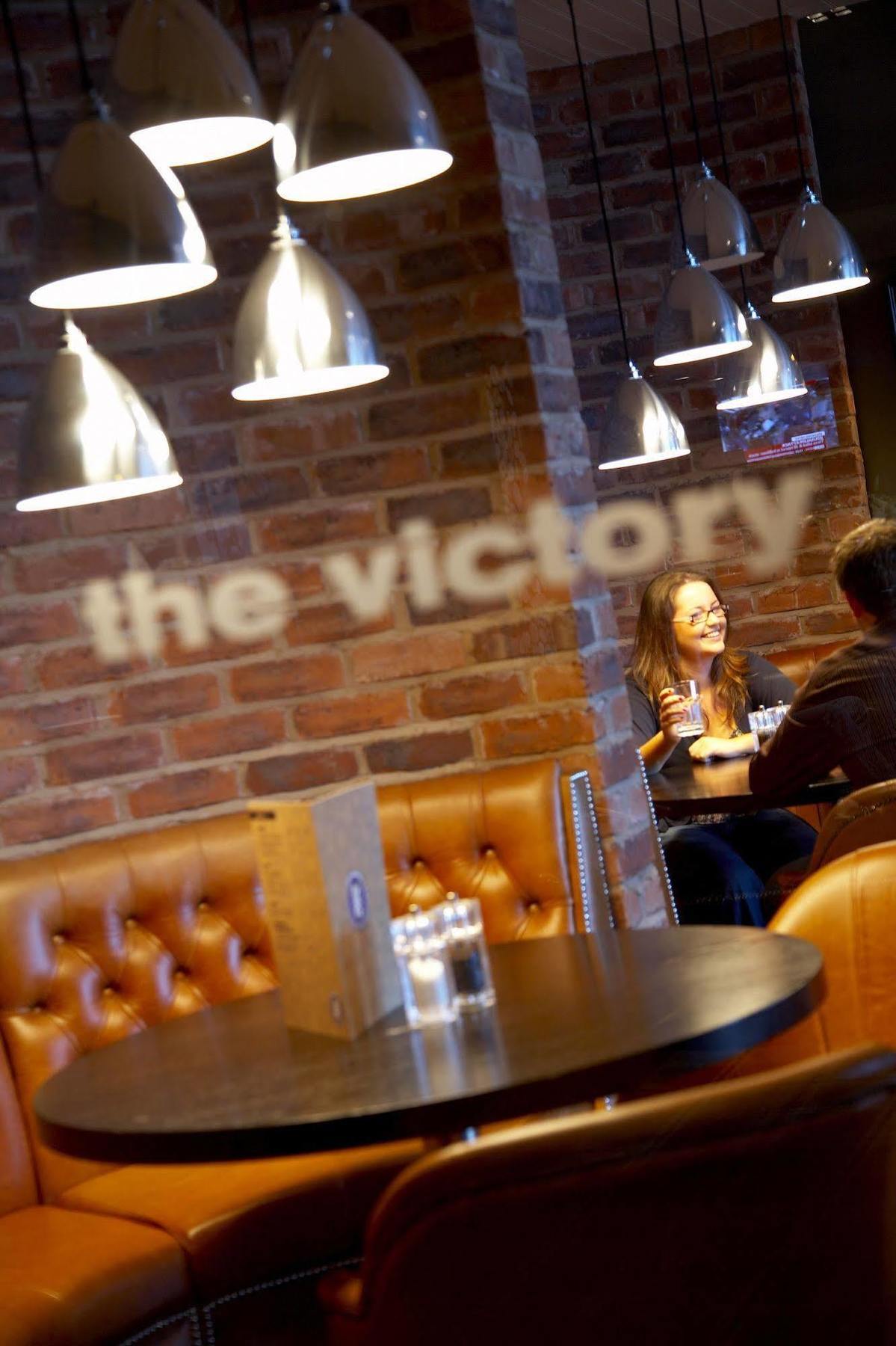 Village Hotel Manchester Ashton Kültér fotó